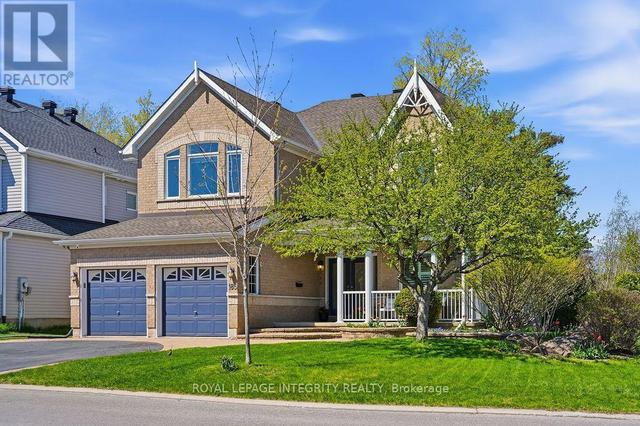185 INSMILL CRESCENT  Ottawa, ON K2T 1G3