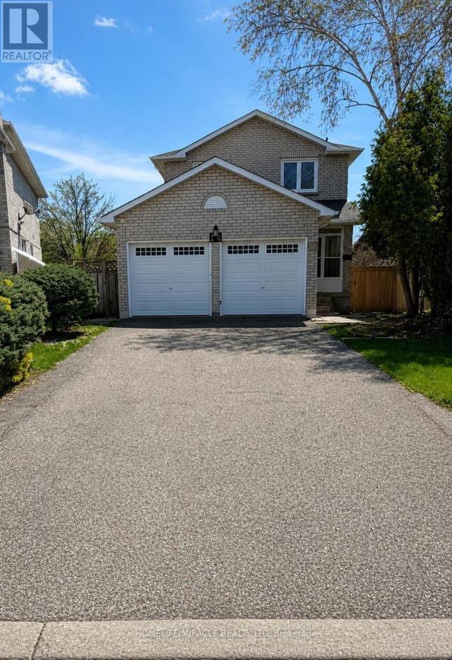 14 RODWELL COURT  Brampton, ON L6Y 4G7