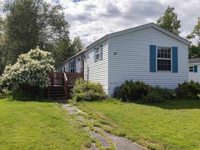 19 Kimberly Court  Amherst, NS B4H 4N7