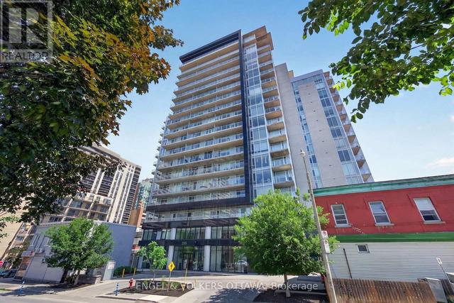 816 - 255 BAY STREET  Ottawa, ON K1R 0C5