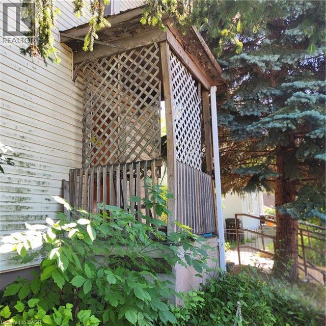 365 VICTORIA Street N  Kitchener, ON N2H 5E4