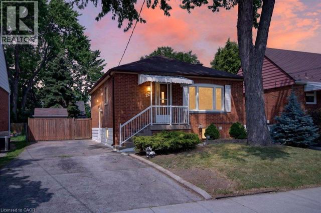 220 EAST 13TH Street  Hamilton, ON L9A 3Z7