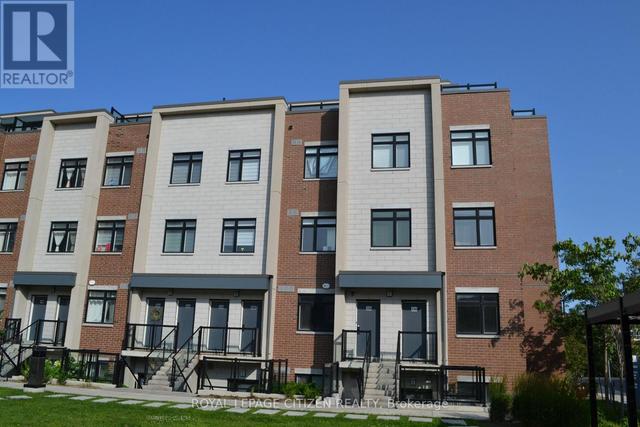 138 - 1060 DOUGLAS MCCURDY COMMON  Mississauga, ON L5G 0C6