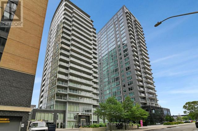 202 - 111 CHAMPAGNE AVENUE S  Ottawa, ON K1S 5V3