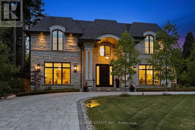 1342 NOCTURNE COURT  Mississauga, ON L5H 2L8