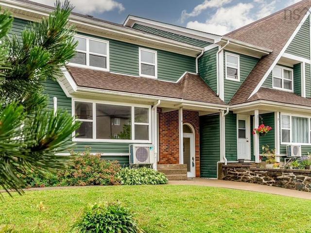 9 77 Collins Grove  Nantucket, NS B2W 4G3
