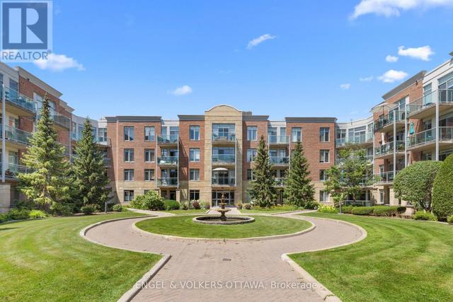 304 - 205 BOLTON STREET  Ottawa, ON K1N 1K7