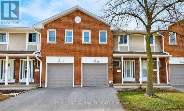 19 - 210 HIGHLAND CRESCENT  Kitchener, ON N2M 5H7