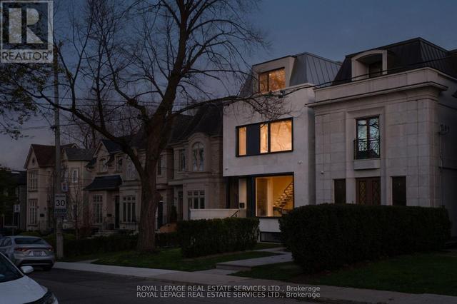 237 BEDFORD PARK AVENUE  Toronto, ON M5M 1J4