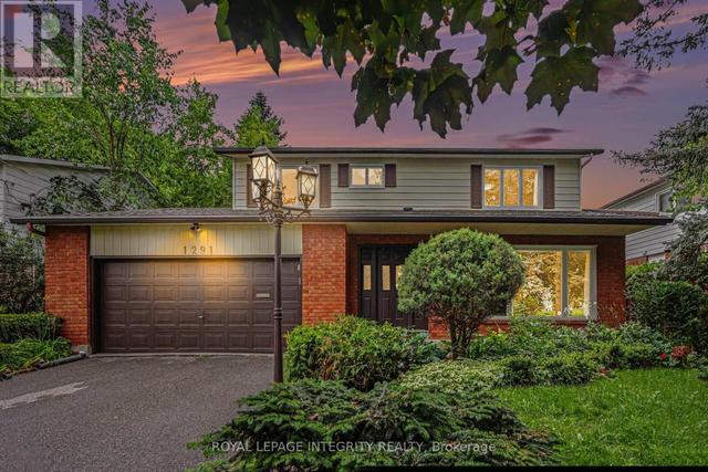 1291 LAMPMAN CRESCENT  Ottawa, ON K2C 1P9