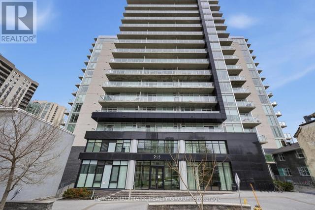 106 - 255 BAY STREET  Ottawa, ON K1R 0C5