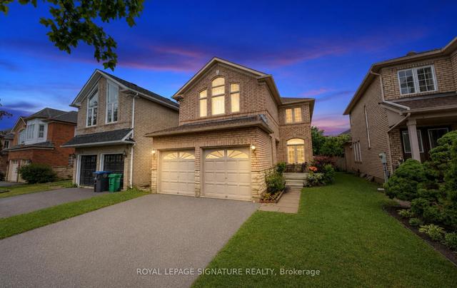 3252 Laburnum Crescent  Mississauga, ON L5N 7M2