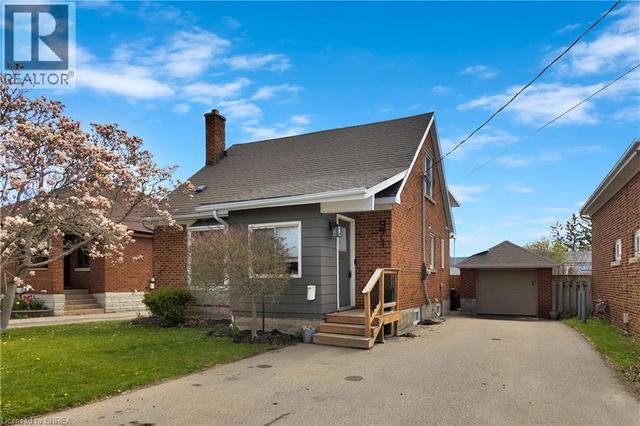 371 OTTAWA Street S  Kitchener, ON N2M 3P3