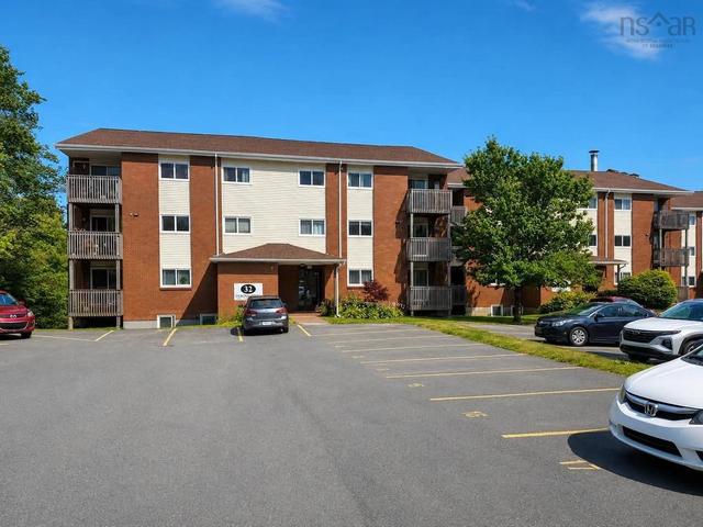 401 32 VERONICA Drive  Halifax, NS B3N 3A3