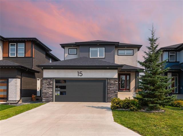 15 Orion CR  Winnipeg, MB R2V 5C7
