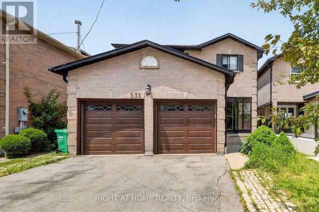 531 WALLENBERG CRESCENT  Mississauga, ON L5B 3L8