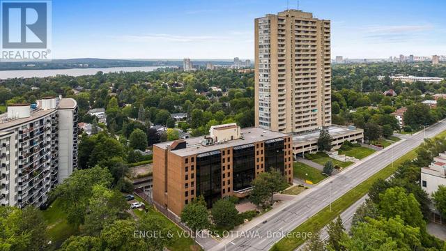 104 - 2019 CARLING AVENUE  Ottawa, ON K2A 4A2