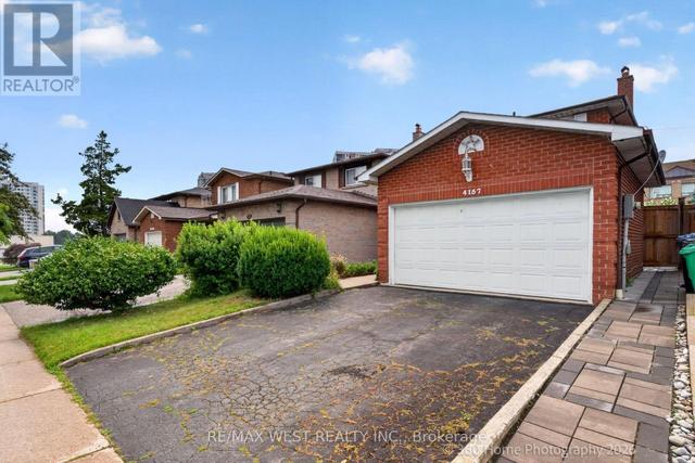 4157 OTTEWELL CRESCENT  Mississauga, ON L4W 4A4