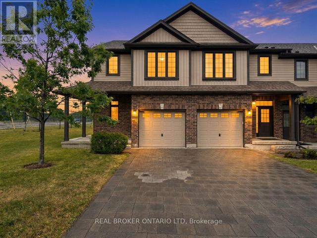 1054 OAKCROSSING GATE  London North (North M), ON N6H 0E9