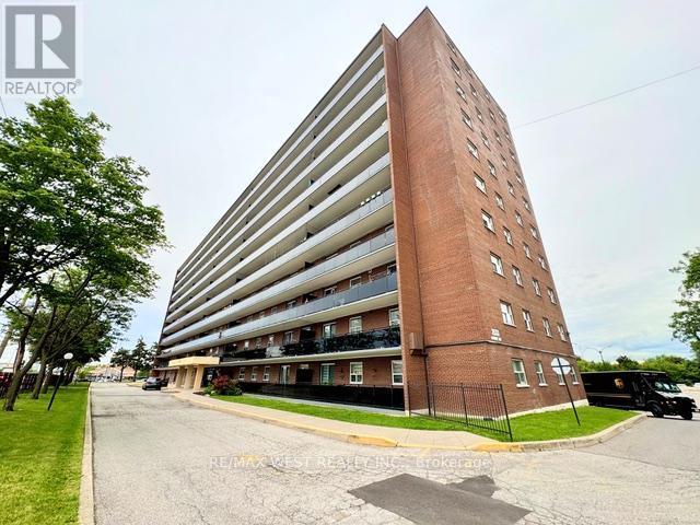 709 - 3533 DERRY ROAD E  Mississauga, ON L4T 1B1
