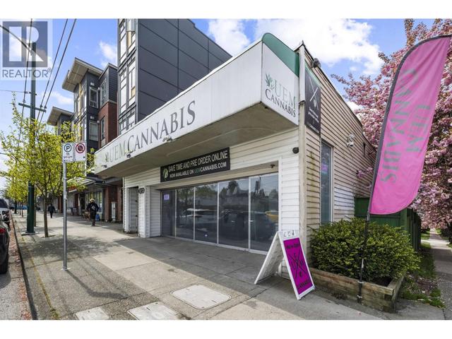 1605 RENFREW STREET  Vancouver, BC V5K 4C9