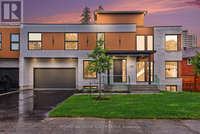 218 WOODLAND AVENUE  Ottawa, ON K2B 5C9