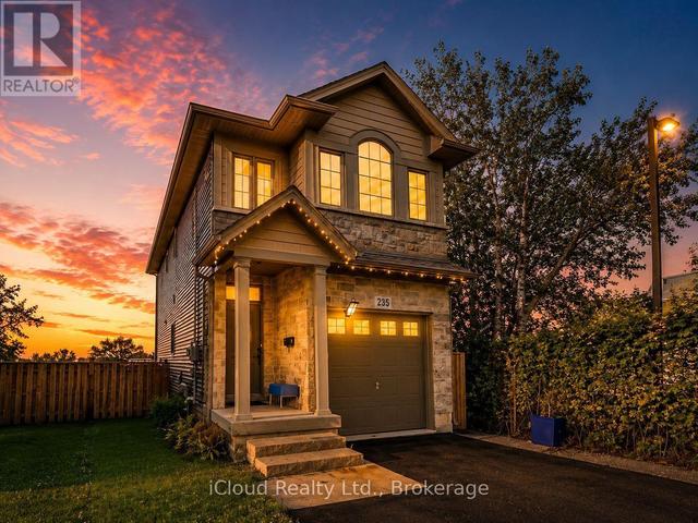 235 MEAD AVENUE  Hamilton, ON L8H 3V6