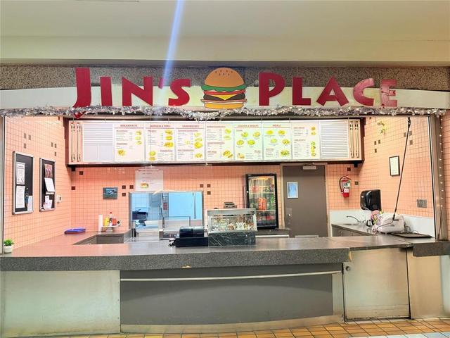 A17 800 Rosser Avenue  Brandon, MB R7A 6N5
