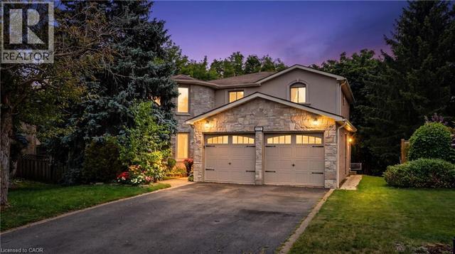 5172 HIDDEN VALLEY Court  Mississauga, ON L5M 3P1