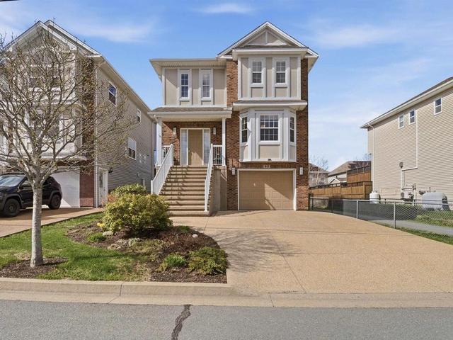 43 Fathom Court  Halifax, NS B3M 0A7