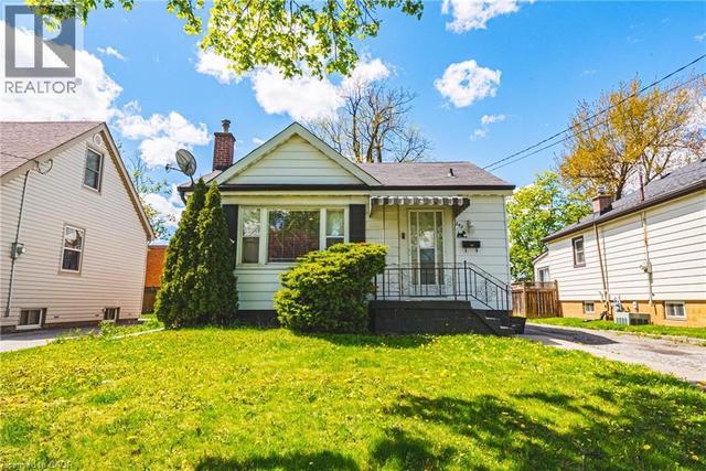 242 EAST 43RD Street  Hamilton, ON L8T 3C5