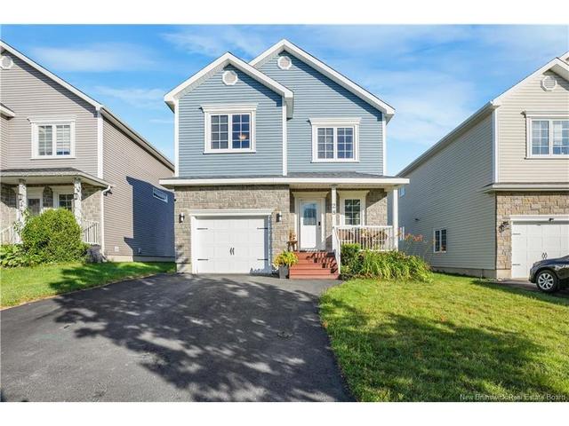 28 Langille DR  Fredericton, NB E3C 0L6
