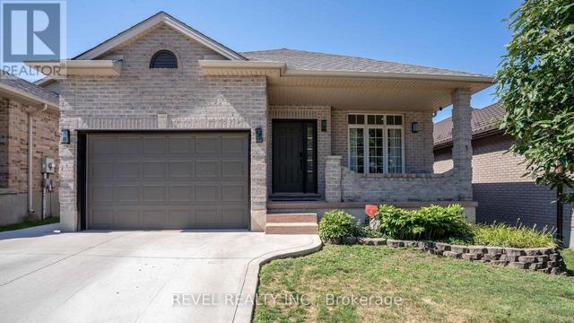 857 CRESTHAVEN CRESCENT  London South (South L), ON N6K 4W4