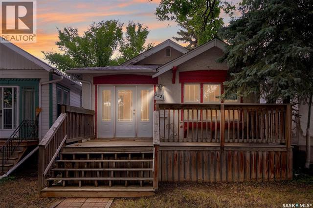 3524 Victoria AVENUE  Regina, SK S4T 1M1