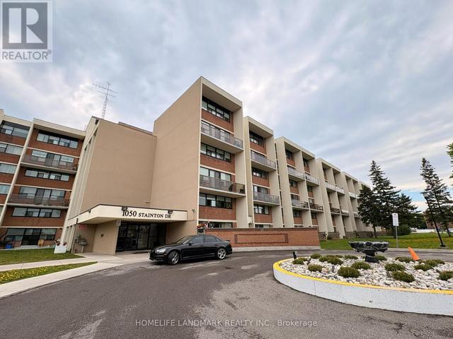327 - 1050 STAINTON DRIVE  Mississauga, ON L5C 2T7
