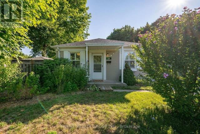 38 BELLWOOD CRESCENT  London East (East C), ON N5Y 2C5