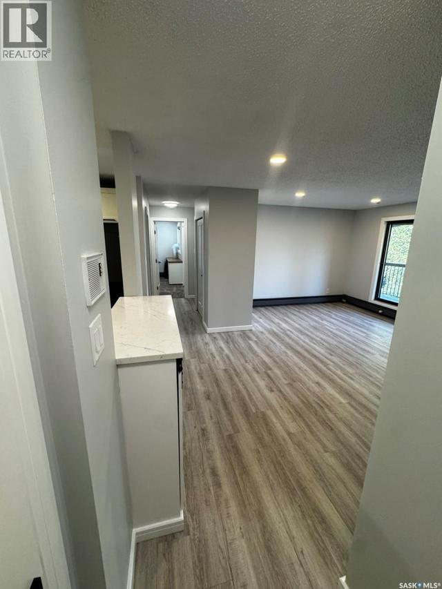 303 365 Kingsmere BOULEVARD  Saskatoon, SK S7J 4J6