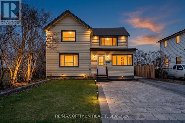 1019 BEACH BOULEVARD  Hamilton, ON L8H 6Z8