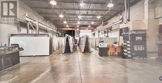 1 - 3 - 5151 EVEREST DRIVE  Mississauga, ON L4W 2Z3