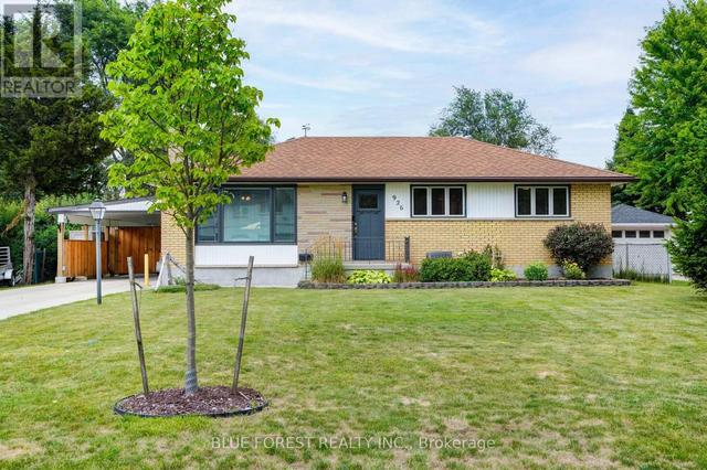 926 EAGLE CRESCENT  London South (South J), ON N5Z 3H7