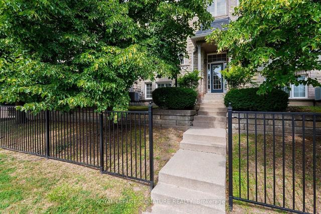 469 Bristol Road W Mississauga, ON L5R 4G2