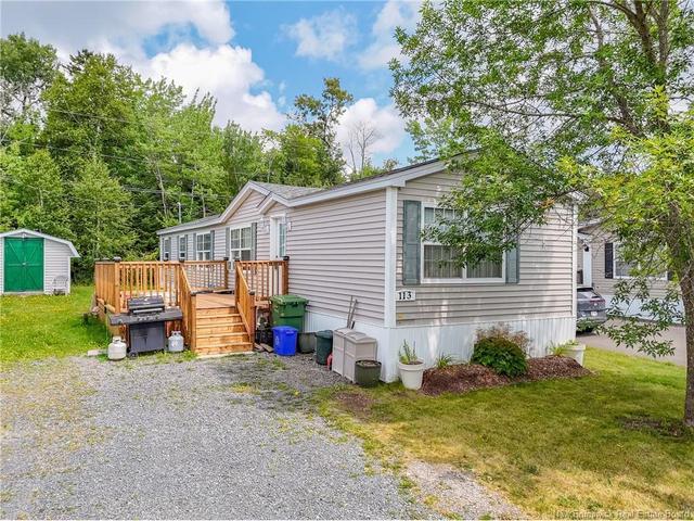 113 Glenmar DR  Fredericton, NB E3G 0S3