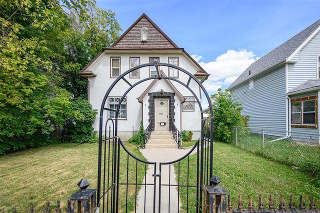 485 Talbot Avenue  Winnipeg, MB R2L 0R4