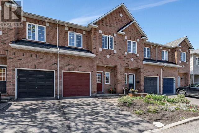 132 SAWMILL PRIVATE  Ottawa, ON K1V 2E1