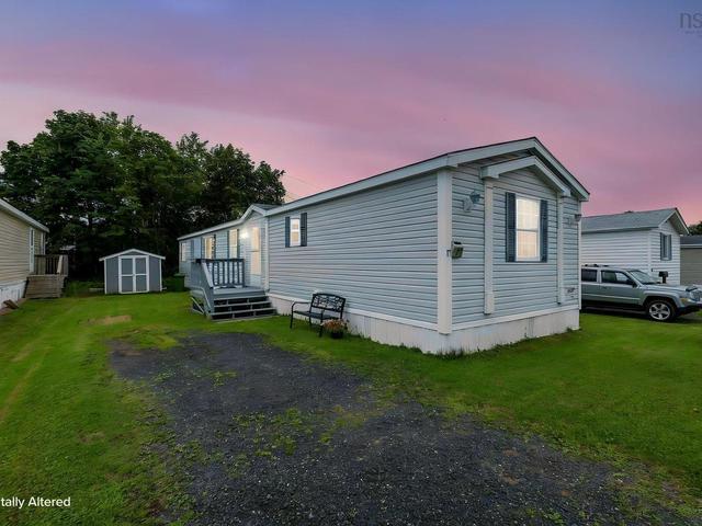 17 High Street Estates  New Glasgow, NS B2H 4B8