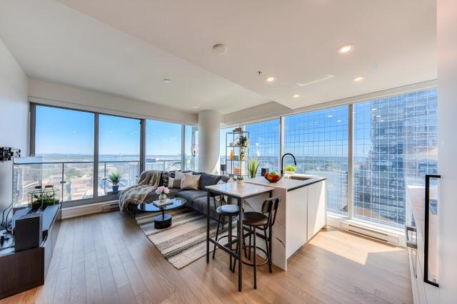 2807-720 Rue St-Jacques Montréal (Ville-Marie), QC H3C 1A1