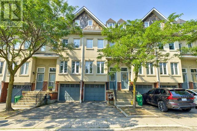 17 - 800 DUNDAS STREET W  Mississauga, ON L5C 4S8