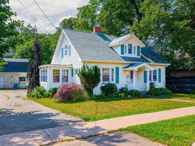 203 North River Road  Charlottetown, PE C1A 3L4