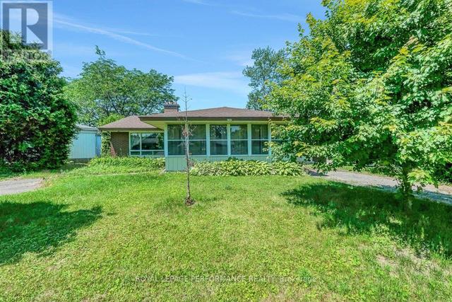 2707 ULSTER CRESCENT  Ottawa, ON K1V 8J5