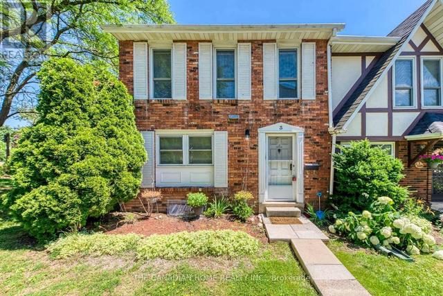 3 - 2226 UPPER MIDDLE ROAD  Burlington, ON L7P 2Z9
